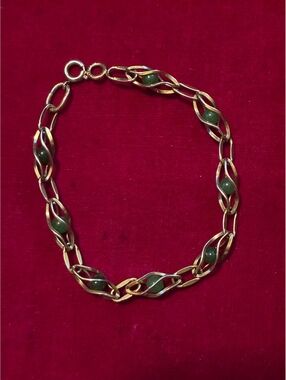Vintage Signed KREMENTZ Gold Overlay & Green Jade Bead Bracelet 7.75”